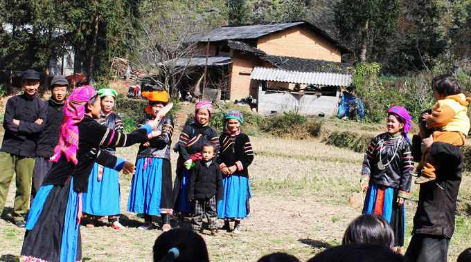  Pu Peo ethnic minority people in Ha Giang Vietnam 